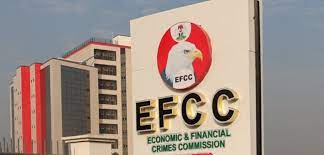 EFCC Nabs 39 Suspected Internet Fraudsters in Benin City