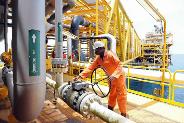 IOCs insist on dollar payment for 80% crude sale