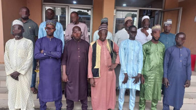 EFCC arrests 13 fake BDC operators in Lagos