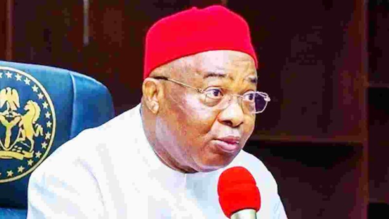 Uzodimma condemns killing of soldiers by hoodlums in Abia