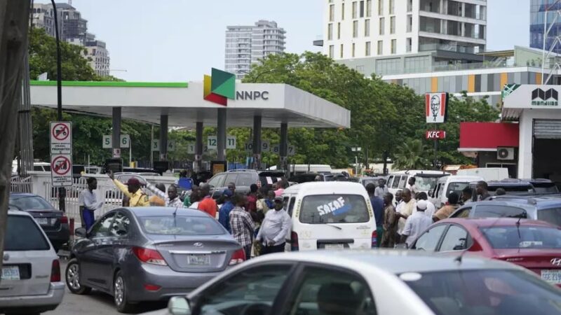BREAKING: Nationwide fuel scarcity looms as IPMAN gives Nigerian govt ultimatum to clear N100bn debt