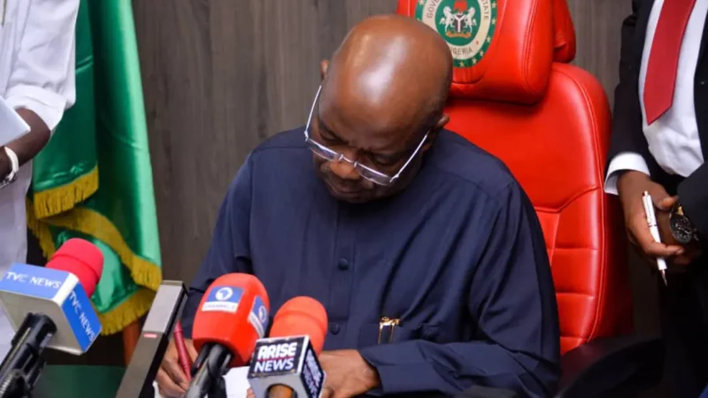 Otti signs Abia’s electricity law, targets 60% stake in EEDC