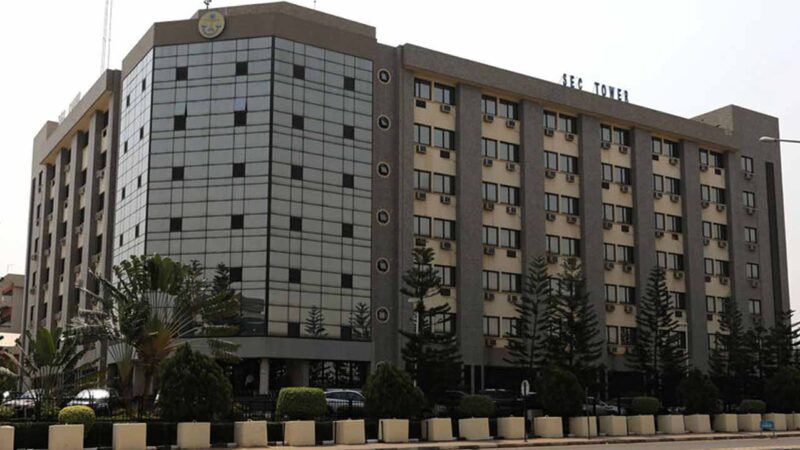 SEC plans stock market meeting on investments