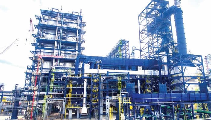 Dangote refinery resumes gantry self-collection sales Tuesday