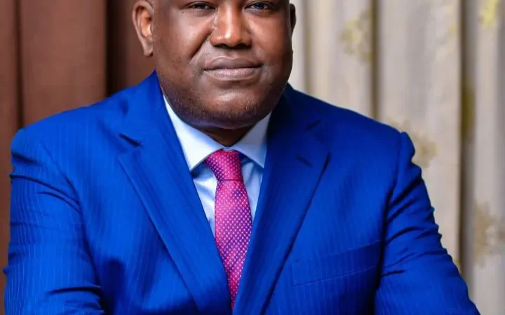 Osun: Stakeholders dump zoning, declare Olawepo-Hashim 2027 candidate